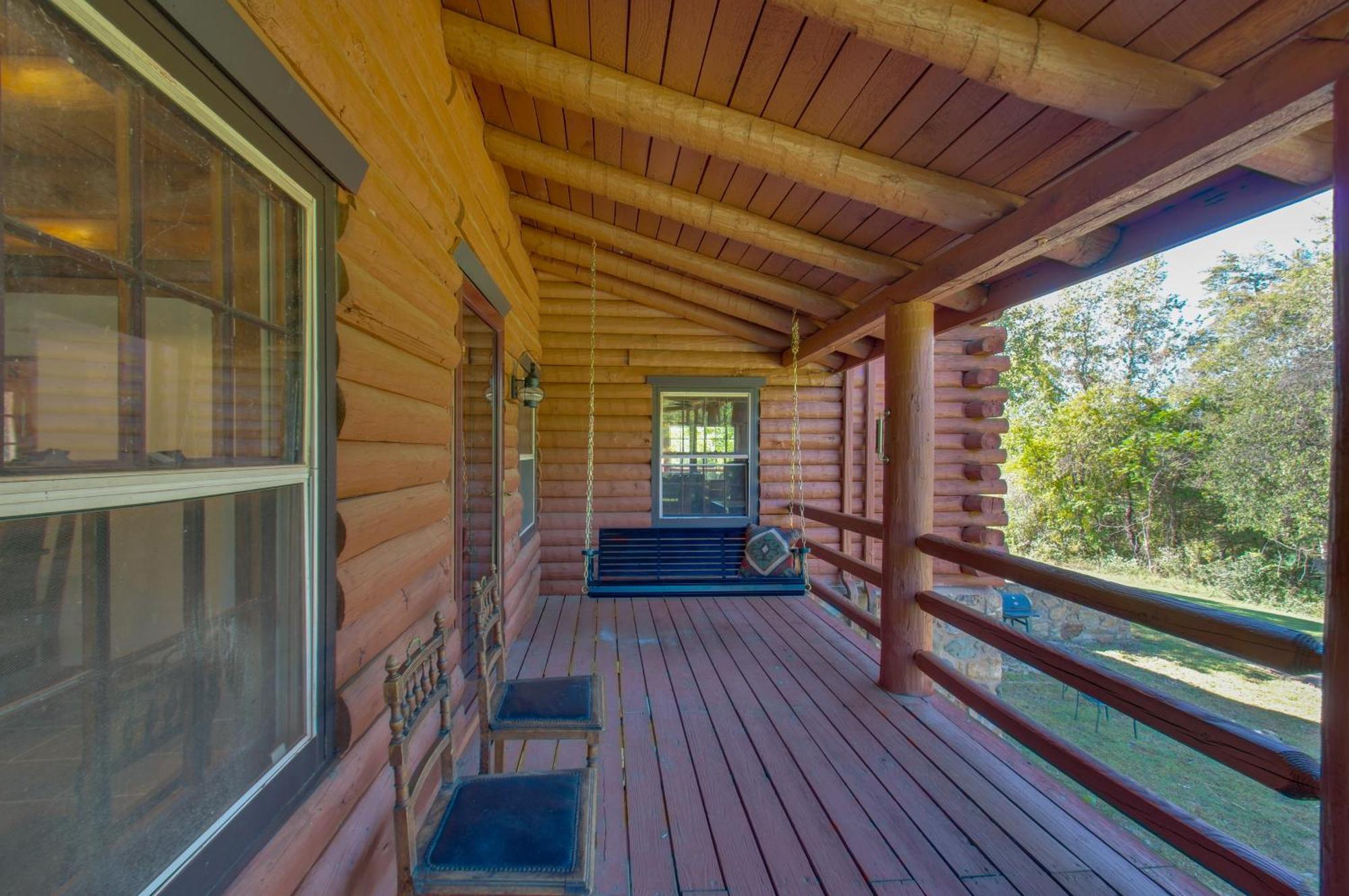 Cozy Log Cabin Getaway With Fire Pit And 3 Acres! Ruckersville Exterior foto